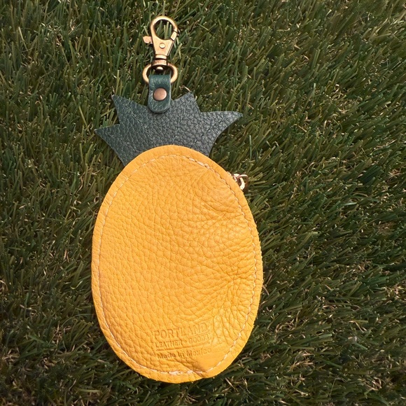 Portland Leather Goods Pineapple Coin Purse Keychain - Picture 2 of 3